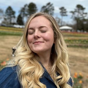 Meet your Posher, Lillian